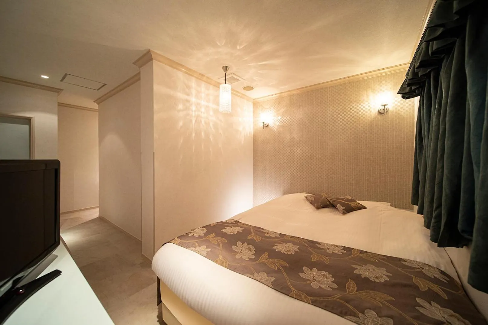 ホテル リベラル 男塾ホテルグループ (Adults Only) Kobe Romantiskt hotell