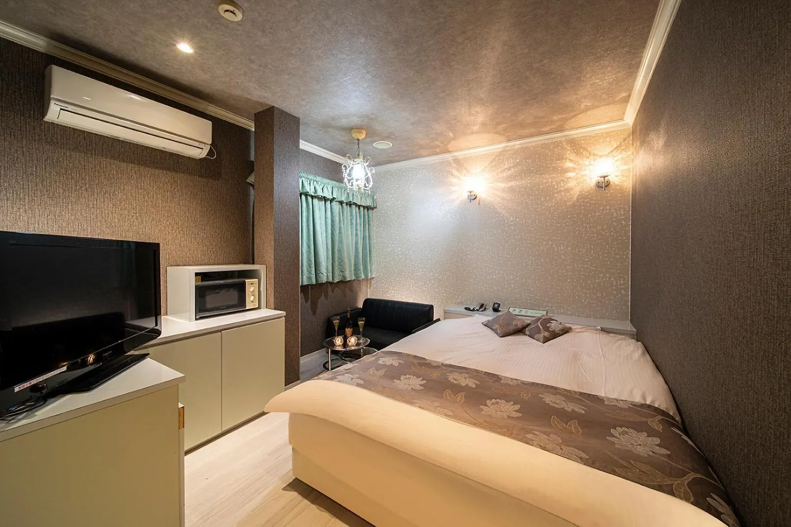 Romantiskt hotell ホテル リベラル 男塾ホテルグループ (Adults Only) Kobe