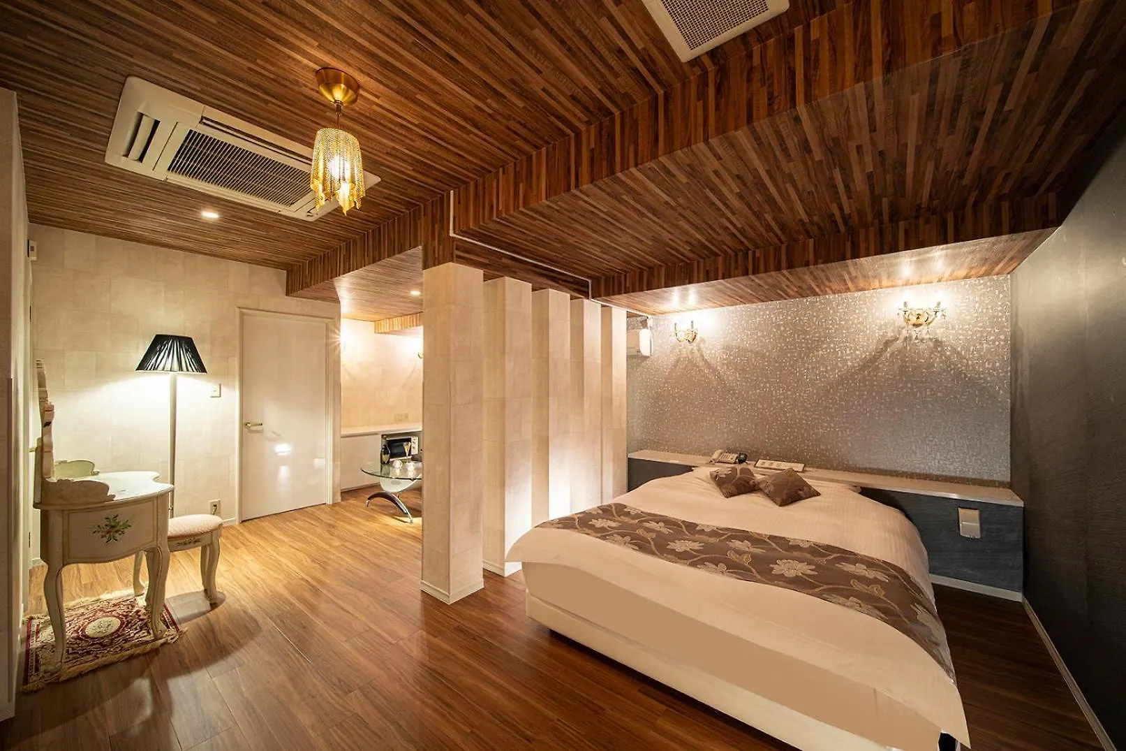 Love hotel ホテル リベラル 男塾ホテルグループ (Adults Only) Kobe