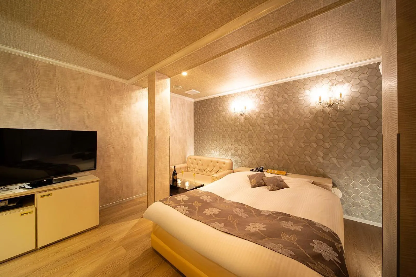 Love hotel ホテル リベラル 男塾ホテルグループ (Adults Only) Kobe