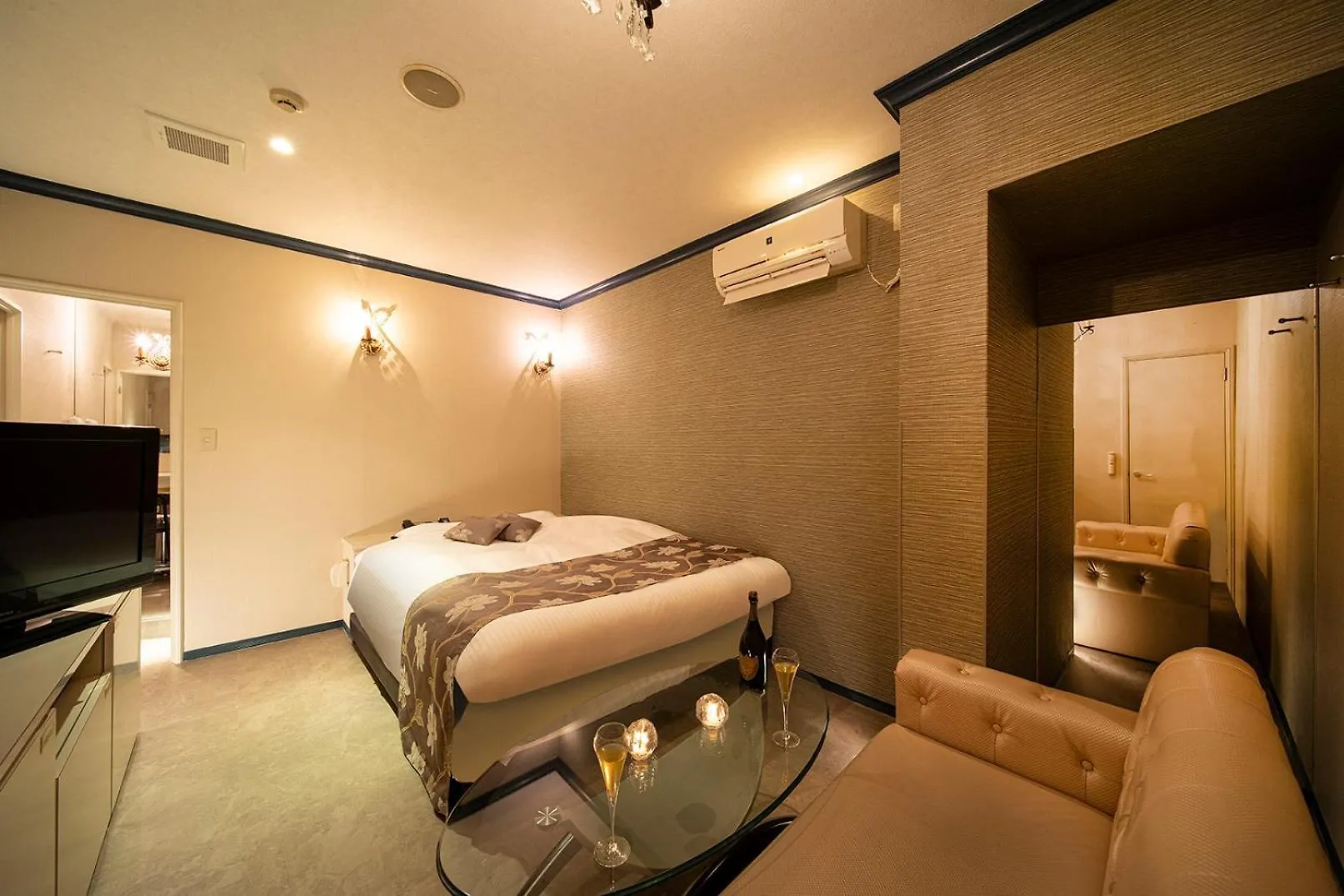 Love hotel ホテル リベラル 男塾ホテルグループ (Adults Only) Kobe